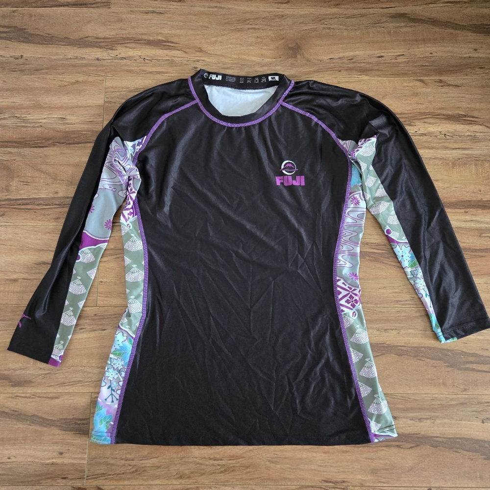 Fuji Rushguard large